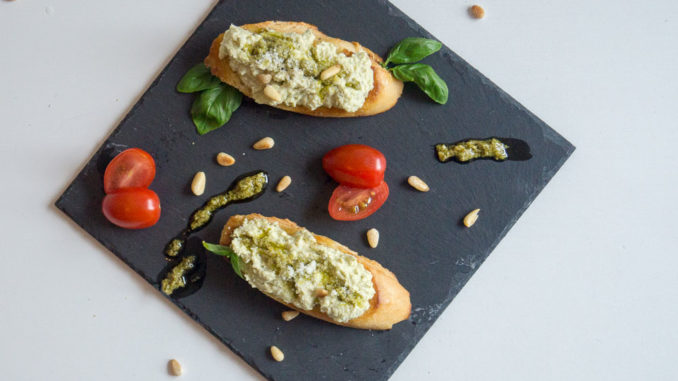 Unsere Creamy Mozzarella & Pesto Appetizer nach Crystal Cruises Rezept